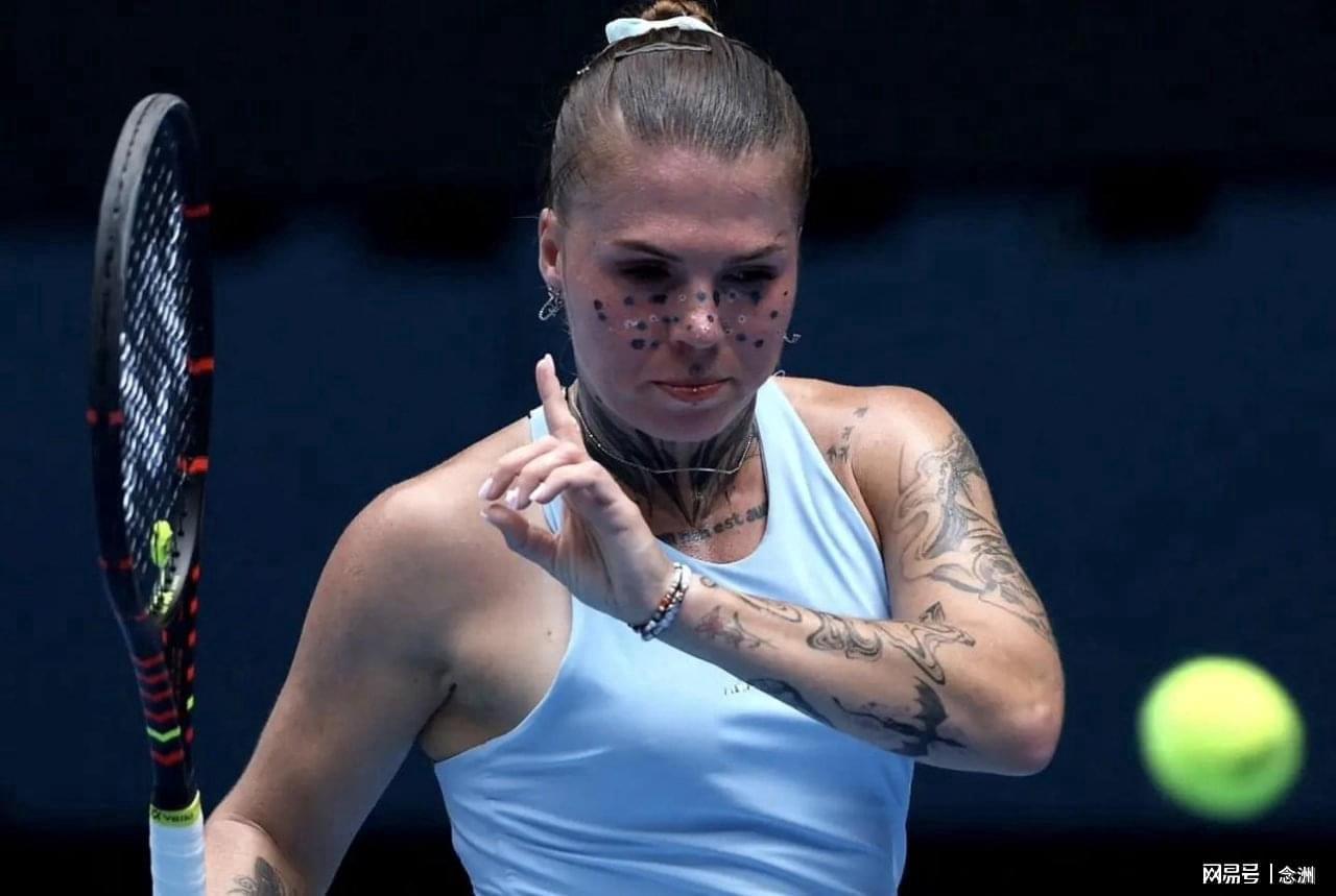 九游娱乐-反差！乌克兰名将13天3次抵制俄罗斯 却与中国金花热情合影+握手