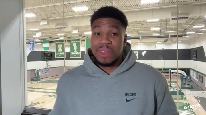 字母哥：梅罗就像乔詹都是GOAT 但我更倾向C罗因为我也不是天赋怪